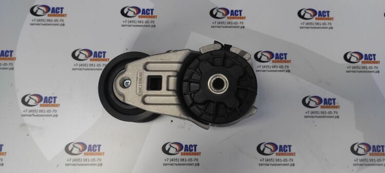 Натяжитель ремня komatsu PC300-MO 6754-61-4111/6754-61-4110  OEM